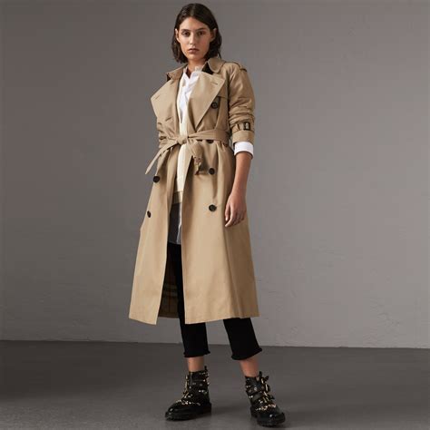 Burberry women clothes online